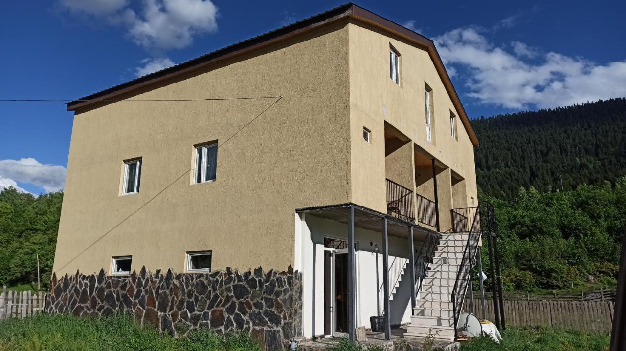 Stop House Mestia Extérieur photo